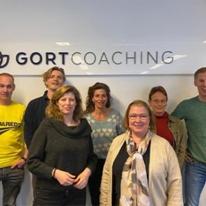 Bas | Devision manager