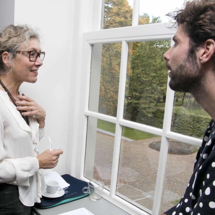 Paniekaanval Coachee werkt samen met coach aan herstel na paniekaanvallen