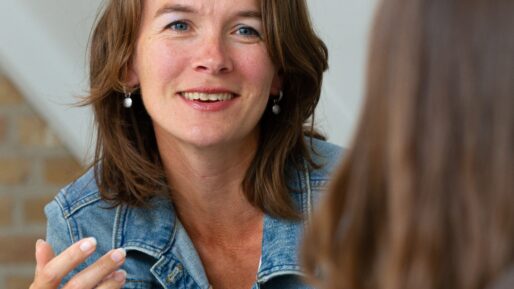 Psychologische veiligheid op de werkvloer: coaching als sleutel 