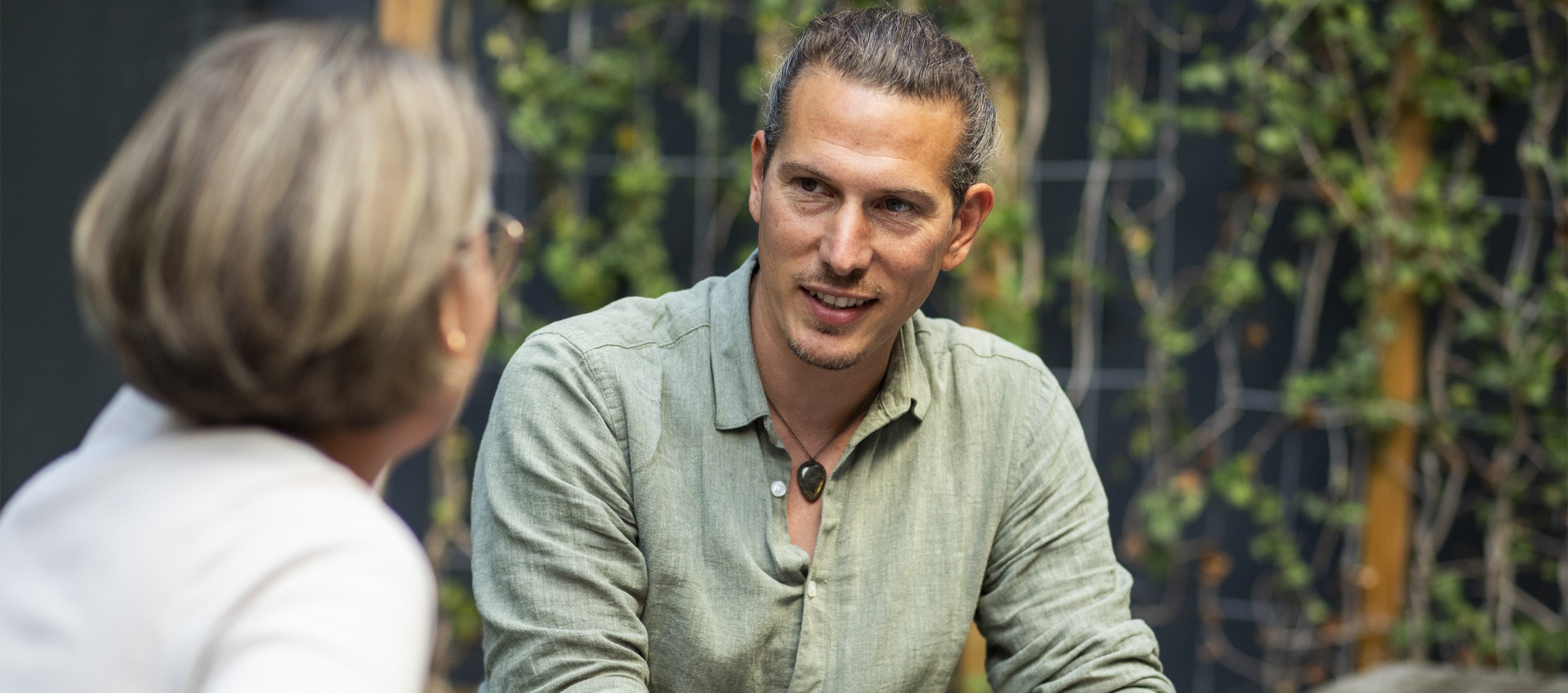 Quiet quitting of loud leaving: wat is het verschil en hoe ga je er als HR mee om?